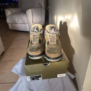 Air Jordan 4 Retro SE Craft 'Medium Olive' Men's Sneakers